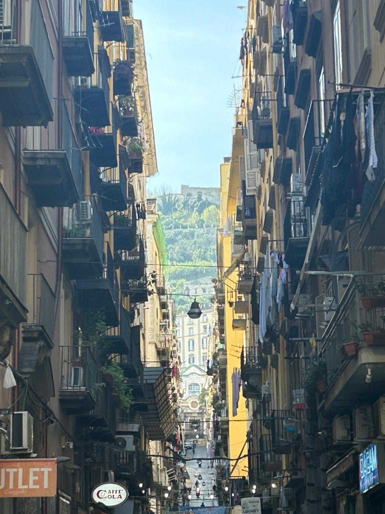 Suite Di Giordy Napoli Centro المظهر الخارجي الصورة