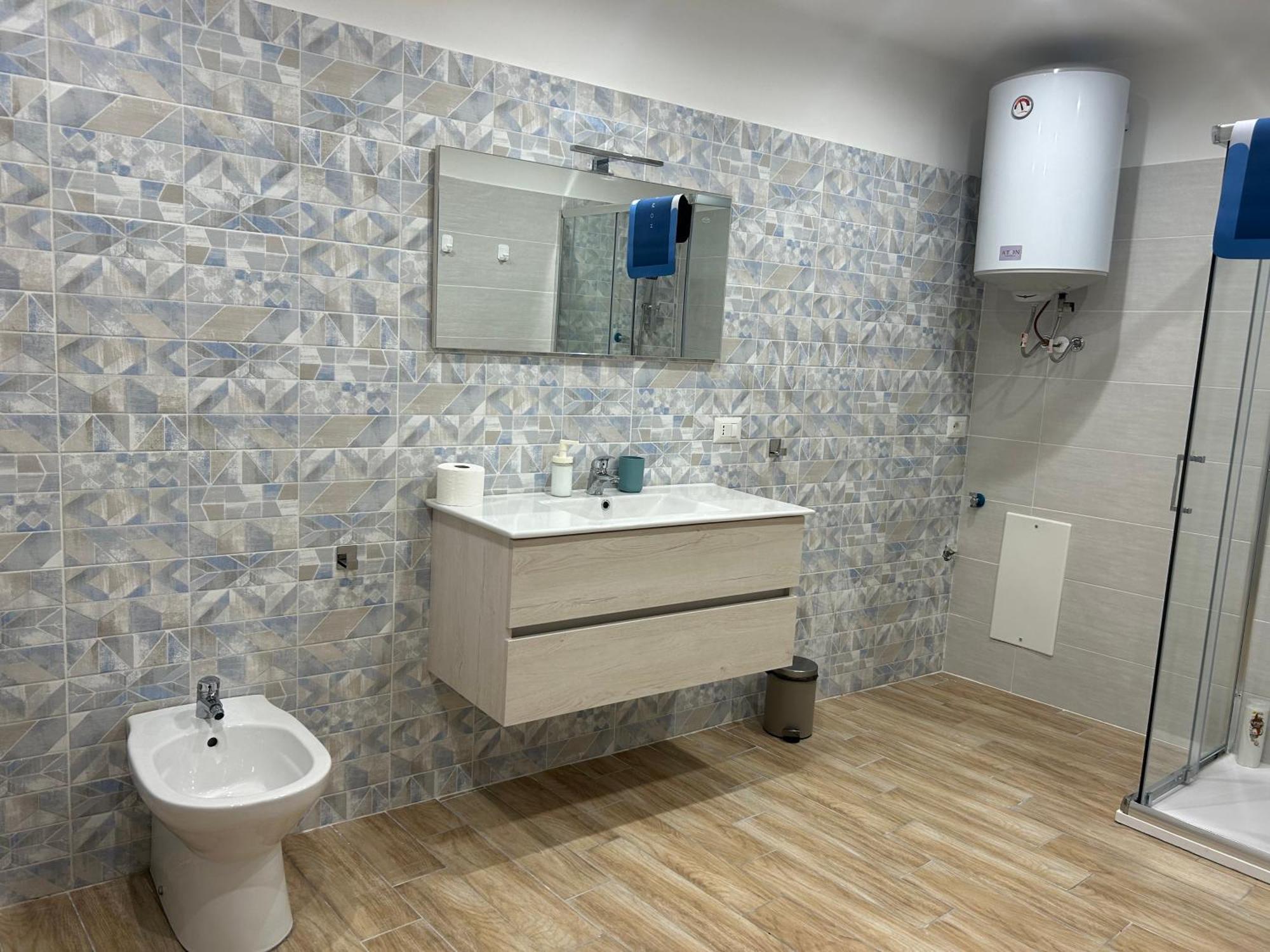 Suite Di Giordy Napoli Centro المظهر الخارجي الصورة