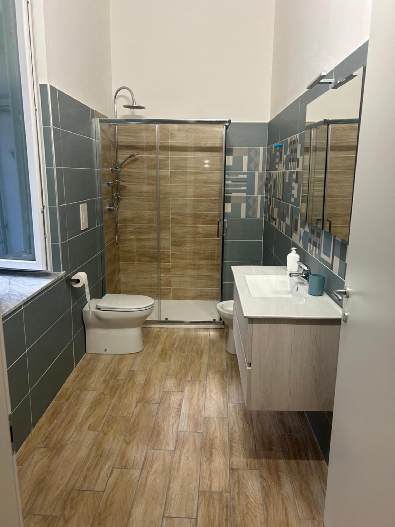 Suite Di Giordy Napoli Centro المظهر الخارجي الصورة