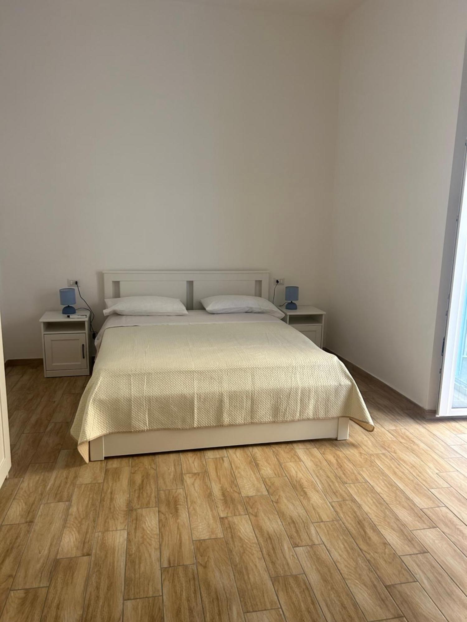 Suite Di Giordy Napoli Centro المظهر الخارجي الصورة